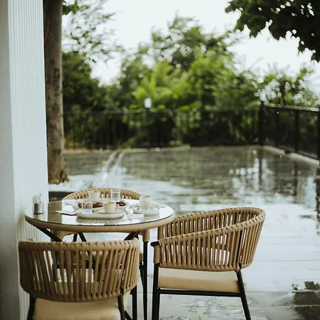 Hotel The Deck